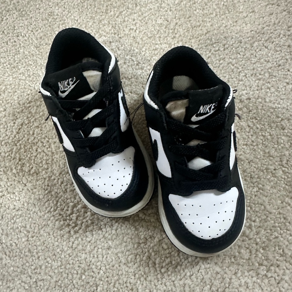 Nike Kids Black and White Sneakers